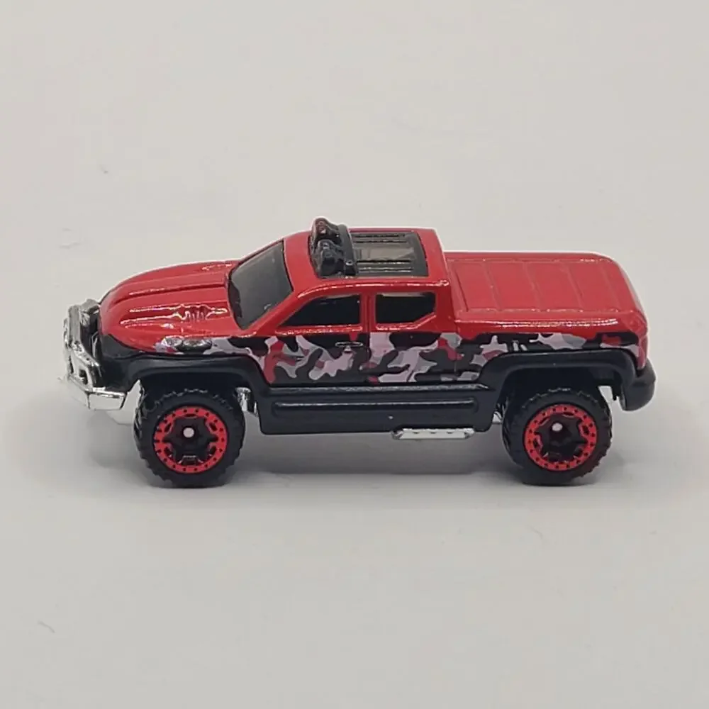 2013 HOT WHEELS OFF DUTY RED 1:64 DIECAST 3